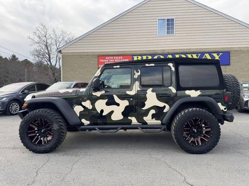 Green 2021 Jeep Wrangler Unlimited Rubicon