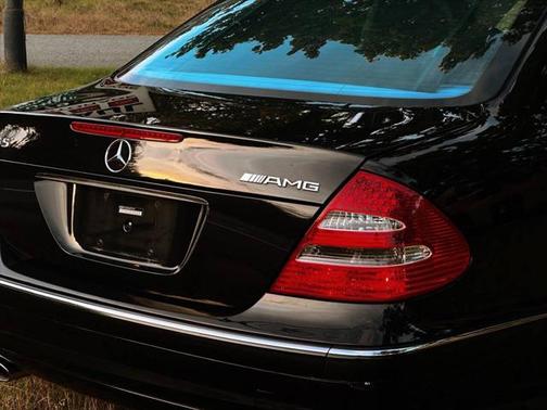 2005 Mercedes-Benz E-Class E 55 AMG 4dr Sedan