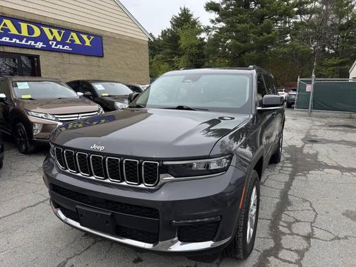 Baltic Gray Metallic Clearcoat 2024 Jeep Grand Cherokee L Limited