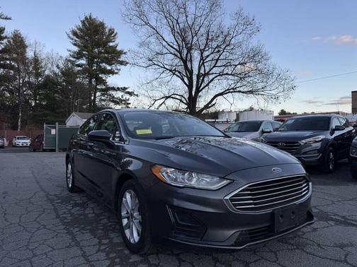 2020 Ford Fusion SE 4dr Sedan