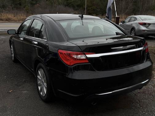 2013 Chrysler 200 Limited