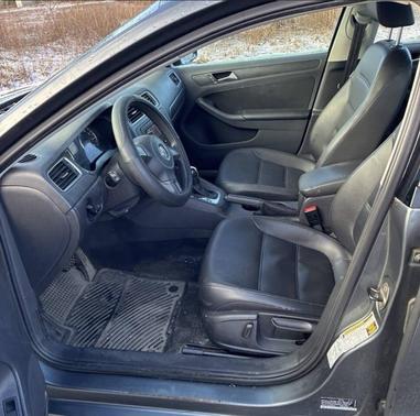 2014 Volkswagen Jetta Auto SE