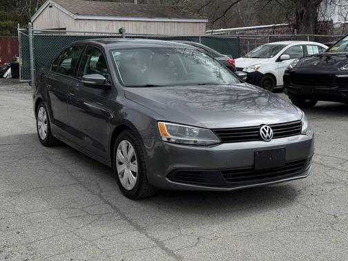 2014 Volkswagen Jetta Auto SE
