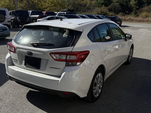 2018 Subaru Impreza 2.0i