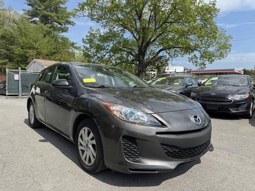 Gray 2013 Mazda Mazda3 i Touring