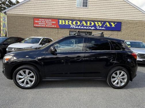 Labrador Black Pearl 2014 Mitsubishi Outlander Sport SE