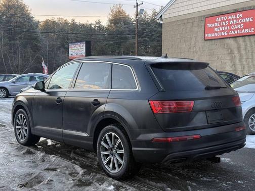 2019 Audi Q7 45 Premium Plus