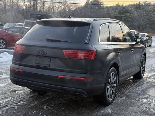 2019 Audi Q7 45 Premium Plus