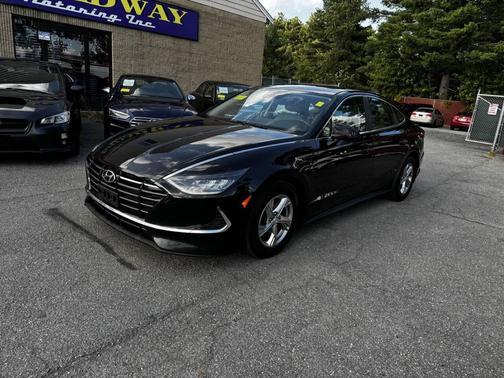 2021 Hyundai SONATA SE