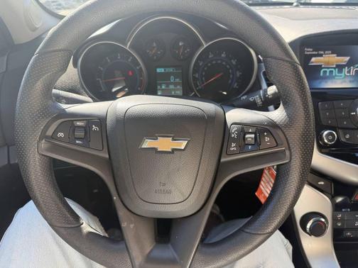 2015 Chevrolet Cruze 1LT