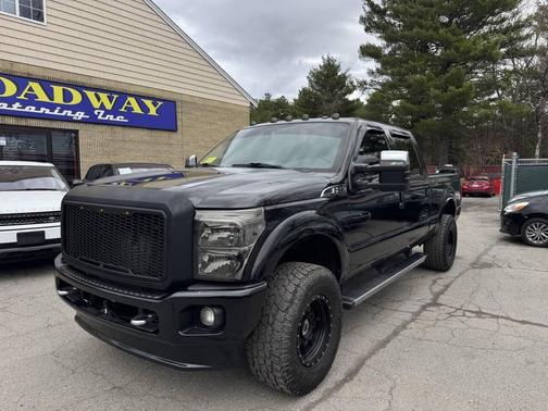 Tuxedo Black Metallic 2013 Ford F-250 Lariat