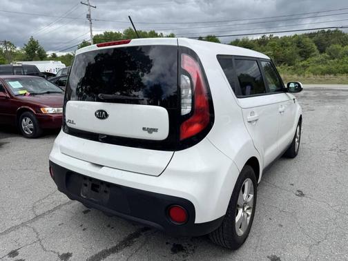 Clear White 2018 Kia Soul Base