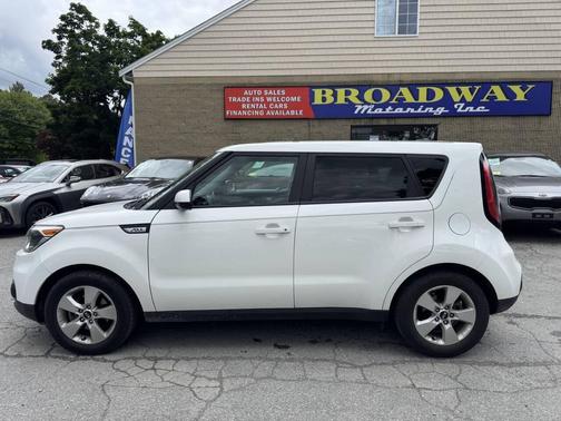 Clear White 2018 Kia Soul Base