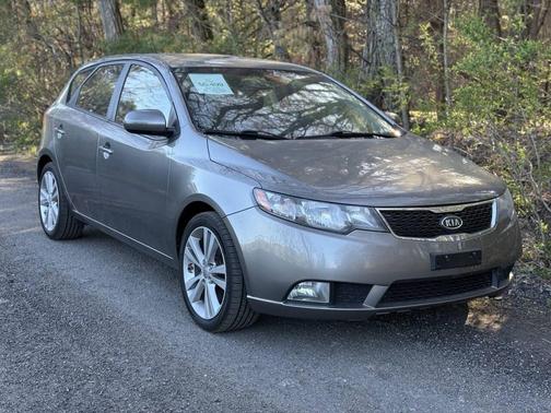 Bright Silver 2011 Kia Forte SX