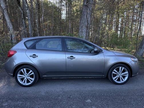 Bright Silver 2011 Kia Forte SX