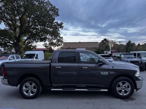 2016 RAM 1500 Big Horn
