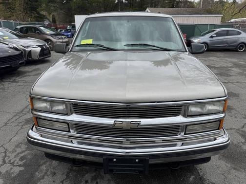 Sunset Gold Metallic 1999 Chevrolet Suburban 1500
