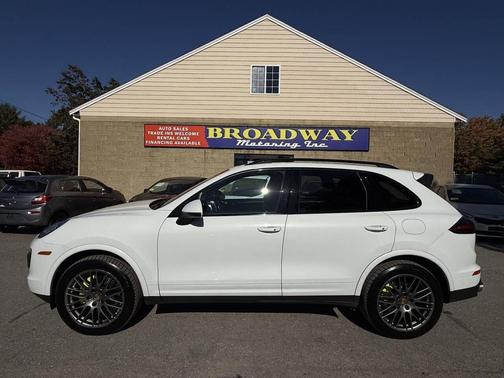 2018 Porsche Cayenne S