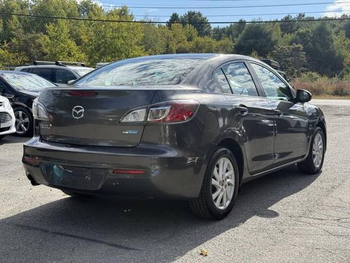2013 Mazda Mazda3 i Touring