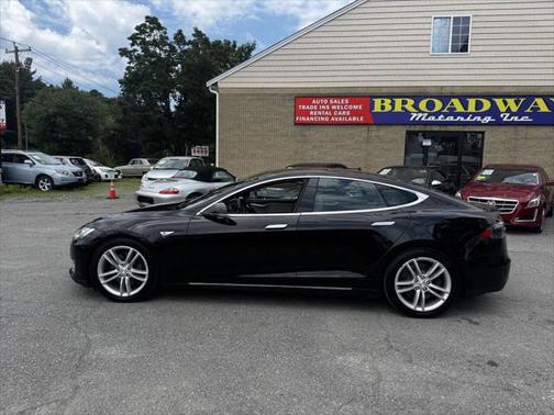 2015 Tesla Model S 70D
