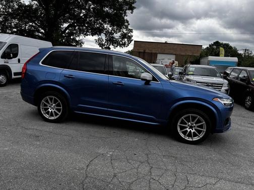 2019 Volvo XC90 T6 R-Design