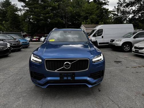 2019 Volvo XC90 T6 R-Design