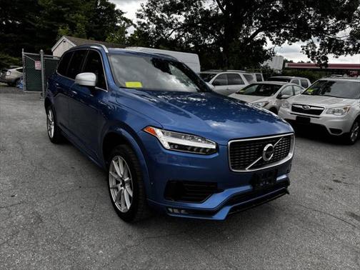 2019 Volvo XC90 T6 R-Design