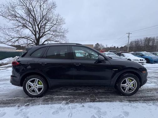 2016 Porsche Cayenne Cayenne S E-Hybrid