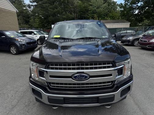 Burgundy 2018 Ford F-150 XLT