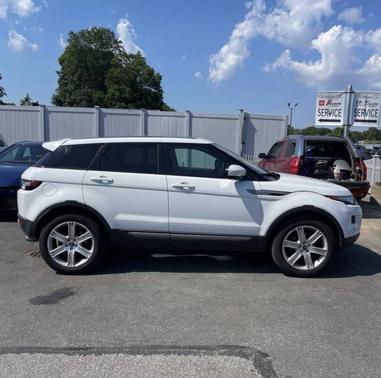 White 2013 Land Rover Range Rover Evoque Pure Plus