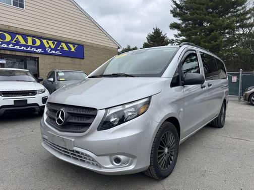 Brilliant Silver Metallic 2017 Mercedes-Benz Metris Base