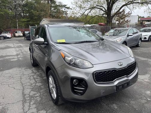 Mineral Silver 2017 Kia Sportage LX