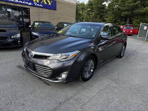 2013 Toyota Avalon Hybrid XLE Premium