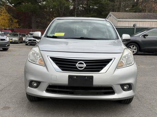 2012 Nissan Versa 1.6 S