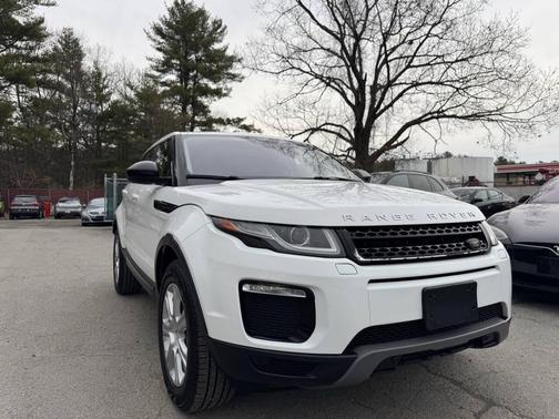 White 2016 Land Rover Range Rover Evoque SE