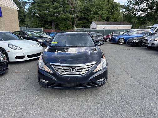 2013 Hyundai SONATA SE