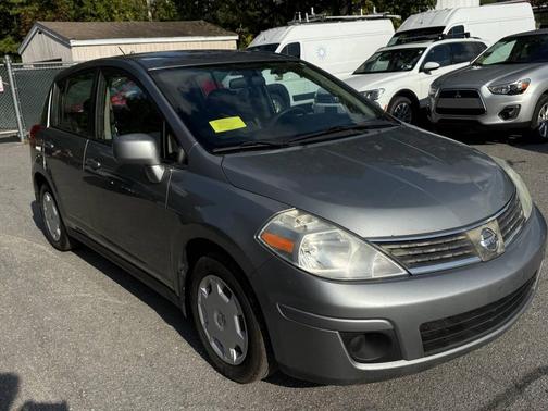 2008 Nissan Versa S