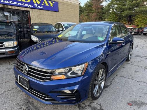 2017 Volkswagen Passat 1.8T R-Line w/Comfort