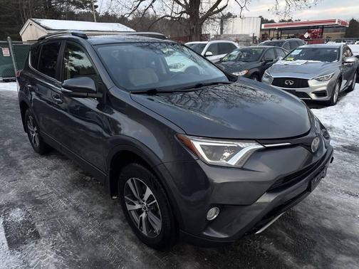 2018 Toyota RAV4 XLE