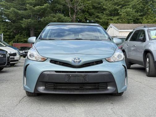 2015 Toyota Prius v Three