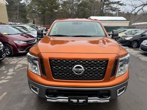 2019 Nissan Titan PRO-4X