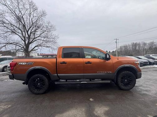 2019 Nissan Titan PRO-4X
