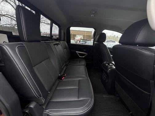 2019 Nissan Titan PRO-4X