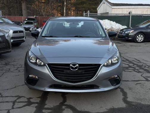 2015 Mazda Mazda3 i SV