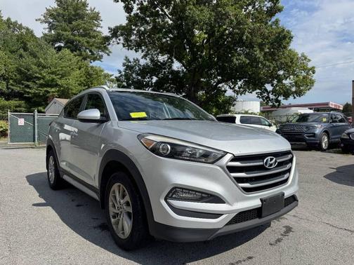 Molten Silver 2018 Hyundai TUCSON SEL