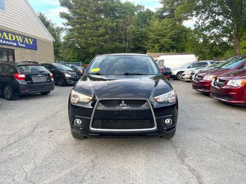 2011 Mitsubishi Outlander Sport SE
