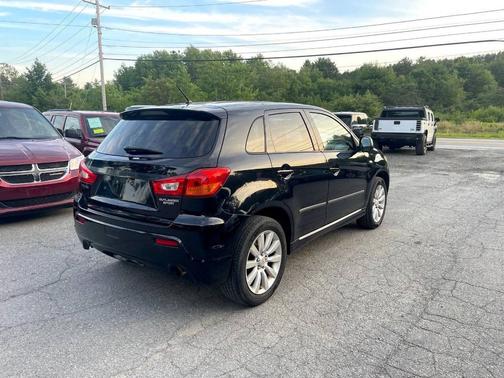 2011 Mitsubishi Outlander Sport SE