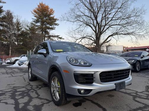 2016 Porsche Cayenne Cayenne S E-Hybrid