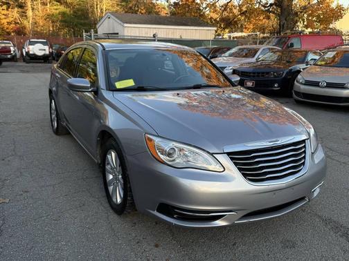 2013 Chrysler 200 Touring