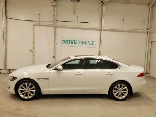 2018 Jaguar XF 25t Premium